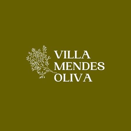 Villa Mendes Oliva อัลเมดา ภายนอก รูปภาพ