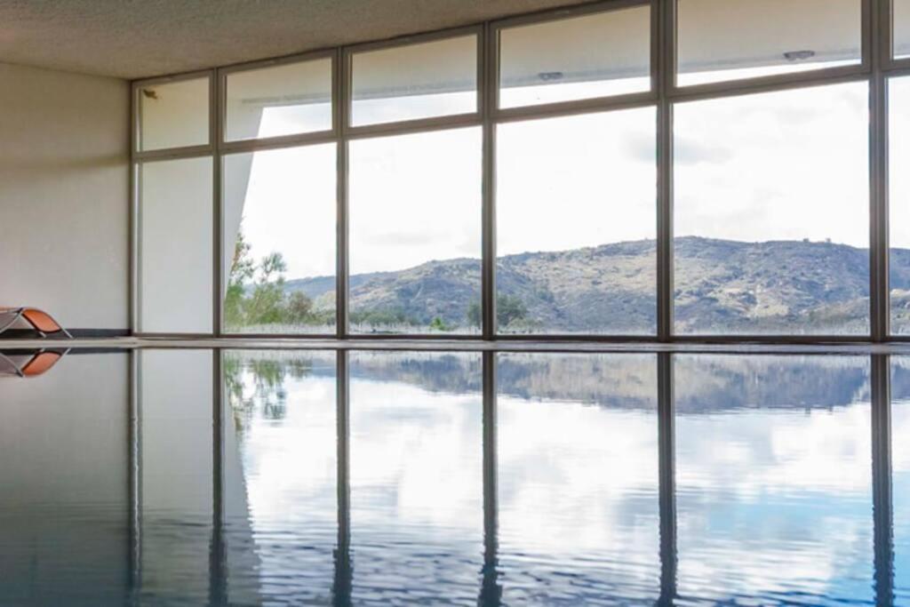 Villa Mendes Oliva อัลเมดา ภายนอก รูปภาพ