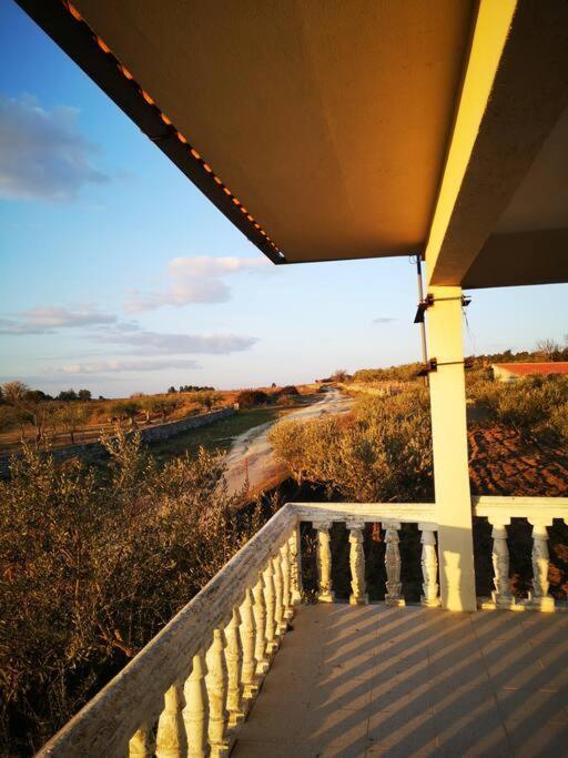 Villa Mendes Oliva อัลเมดา ภายนอก รูปภาพ
