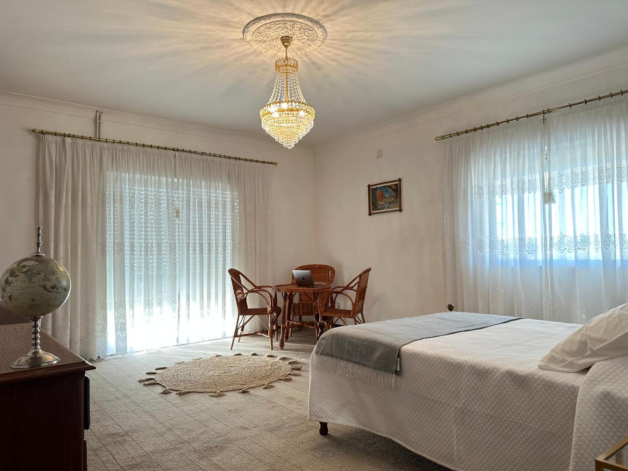 Villa Mendes Oliva อัลเมดา ภายนอก รูปภาพ
