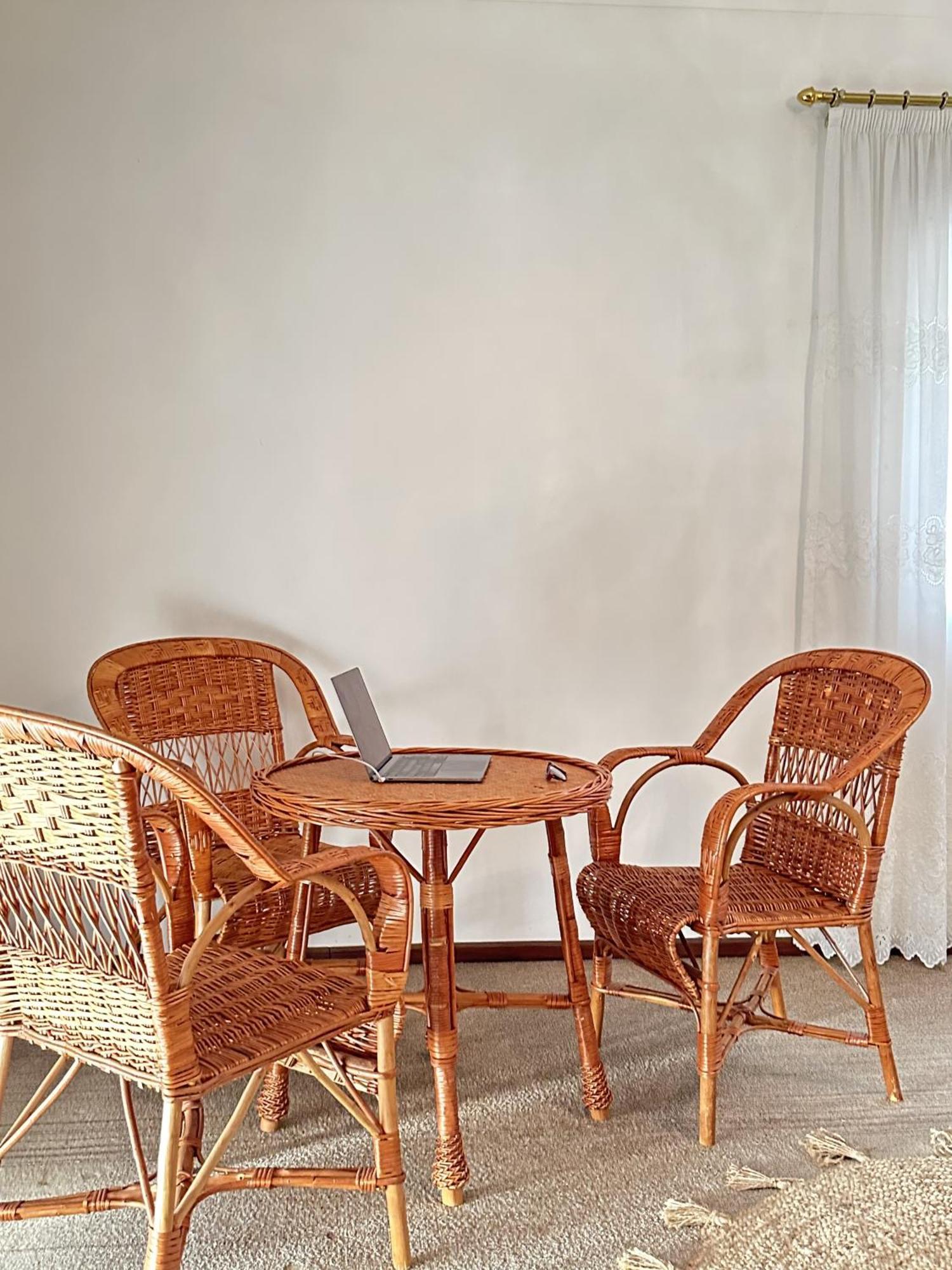 Villa Mendes Oliva อัลเมดา ภายนอก รูปภาพ